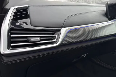 DY71UYB BMW X6 M 4.4i V8 Competition Auto xDrive Euro 6 (s/s) 5dr Thumbnail #35