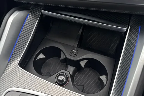 DY71UYB BMW X6 M 4.4i V8 Competition Auto xDrive Euro 6 (s/s) 5dr Thumbnail #45