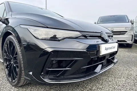 CY75AKO Volkswagen Golf 2.0 TSI 333 R Black Edition 4M 5dr DSG⭐Leather, Sunroof, DCC, Carbon dash⭐ Thumbnail #9