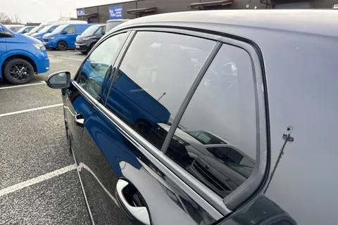 CY75AKO Volkswagen Golf 2.0 TSI 333 R Black Edition 4M 5dr DSG⭐Leather, Sunroof, DCC, Carbon dash⭐ Thumbnail #32