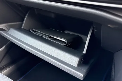 CY75AKO Volkswagen Golf 2.0 TSI 333 R Black Edition 4M 5dr DSG⭐Leather, Sunroof, DCC, Carbon dash⭐ Thumbnail #43