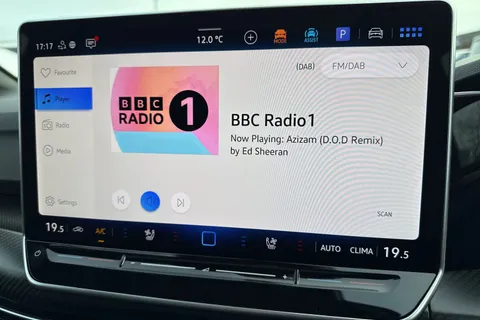 CY75AKO Volkswagen Golf 2.0 TSI 333 R Black Edition 4M 5dr DSG⭐Leather, Sunroof, DCC, Carbon dash⭐ Thumbnail #50