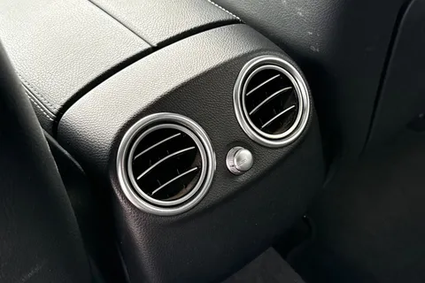 RF19LTZ Mercedes-Benz Glc 2.1 GLC220d AMG Night Edition (Premium Plus) G-Tronic+ 4MATIC Euro 6 (s/s) 5dr Thumbnail #34