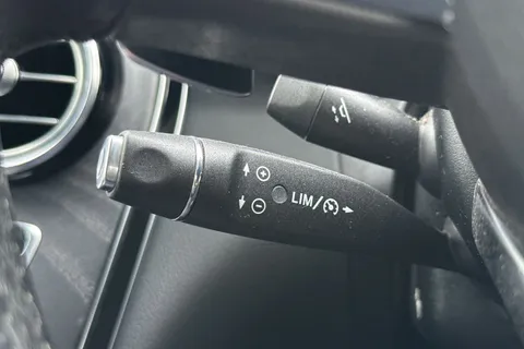 RF19LTZ Mercedes-Benz Glc 2.1 GLC220d AMG Night Edition (Premium Plus) G-Tronic+ 4MATIC Euro 6 (s/s) 5dr Thumbnail #41