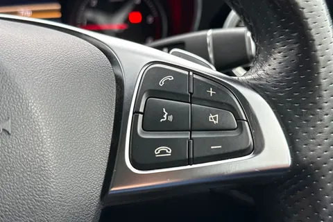 RF19LTZ Mercedes-Benz Glc 2.1 GLC220d AMG Night Edition (Premium Plus) G-Tronic+ 4MATIC Euro 6 (s/s) 5dr Thumbnail #42