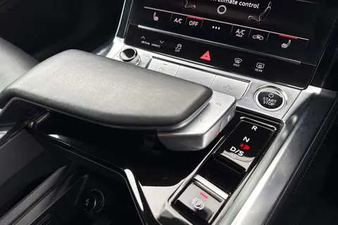 NA23OSL Audi Q8 e-tron Sportback S line 55 e-tron quattro 300,00 kW Thumbnail #24