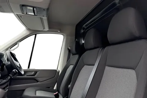 DH75HPE Volkswagen Crafter CR35 Panel van Commerce Plus XLWB 177 PS 2.0 TDI 6sp Man FWD - Super High R Thumbnail #16