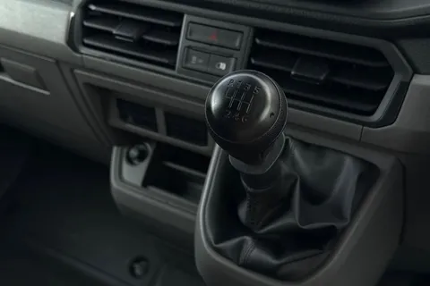 DH75HPE Volkswagen Crafter CR35 Panel van Commerce Plus XLWB 177 PS 2.0 TDI 6sp Man FWD - Super High R Thumbnail #23