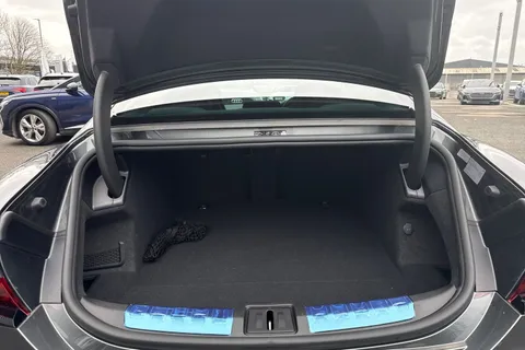 Audi e-tron GT 105kWh Auto quattro 4dr Thumbnail #7