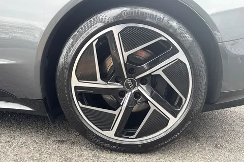 Audi e-tron GT 105kWh Auto quattro 4dr Thumbnail #11