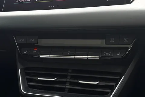 Audi e-tron GT 105kWh Auto quattro 4dr Thumbnail #22