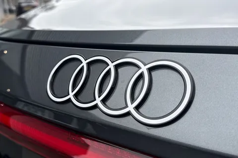 Audi e-tron GT 105kWh Auto quattro 4dr Thumbnail #30