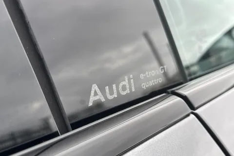Audi e-tron GT 105kWh Auto quattro 4dr Thumbnail #33