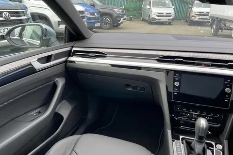 KR24YZL Volkswagen Arteon R 2.0 TSI 320PS 7-speed DSG 4Motion 5 Door Thumbnail #16