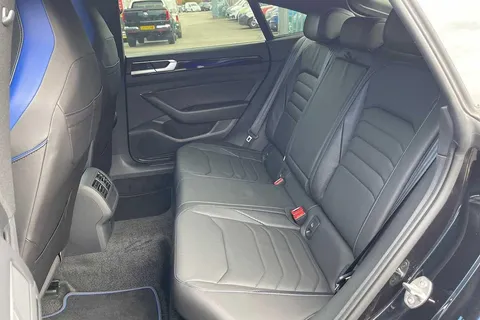 KR24YZL Volkswagen Arteon R 2.0 TSI 320PS 7-speed DSG 4Motion 5 Door Thumbnail #36