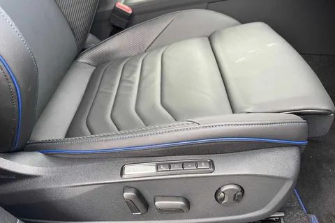 KR24YZL Volkswagen Arteon R 2.0 TSI 320PS 7-speed DSG 4Motion 5 Door Thumbnail #42