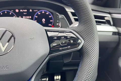 KR24YZL Volkswagen Arteon R 2.0 TSI 320PS 7-speed DSG 4Motion 5 Door Thumbnail #45