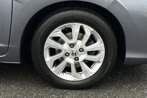 12 of 49 for Honda Jazz 1.3 i-VTEC SE CVT Euro 6 (s/s) 5dr