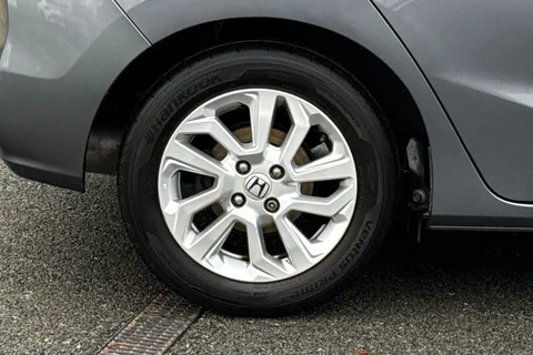 14 of 49 for Honda Jazz 1.3 i-VTEC SE CVT Euro 6 (s/s) 5dr