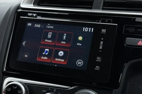 20 of 49 for Honda Jazz 1.3 i-VTEC SE CVT Euro 6 (s/s) 5dr