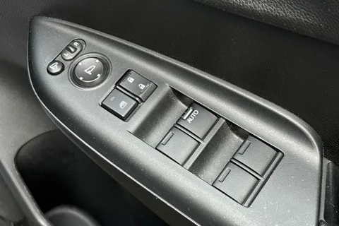 23 of 49 for Honda Jazz 1.3 i-VTEC SE CVT Euro 6 (s/s) 5dr