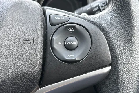 37 of 49 for Honda Jazz 1.3 i-VTEC SE CVT Euro 6 (s/s) 5dr