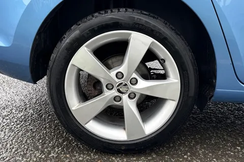 12 of 41 for Škoda Rapid Spaceback 1.2 TSI SE Tech Euro 6 (s/s) 5dr