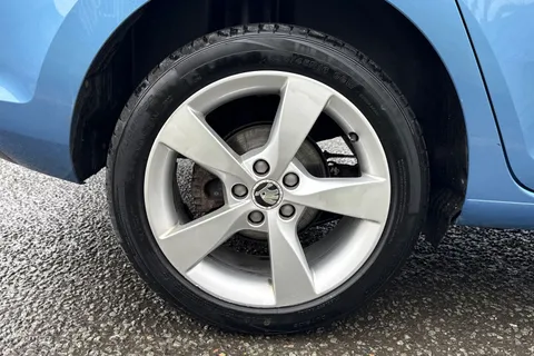 13 of 41 for Škoda Rapid Spaceback 1.2 TSI SE Tech Euro 6 (s/s) 5dr