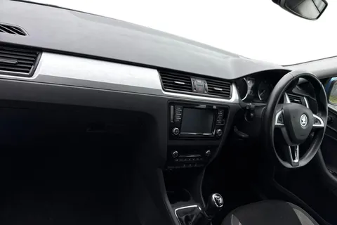 15 of 41 for Škoda Rapid Spaceback 1.2 TSI SE Tech Euro 6 (s/s) 5dr