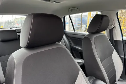 24 of 41 for Škoda Rapid Spaceback 1.2 TSI SE Tech Euro 6 (s/s) 5dr