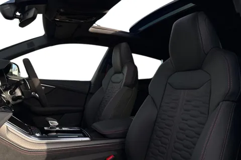  Audi RS Q8 4.0 TFSI V8 Performance Carbon Vorsprung Tiptronic quattro Euro 6 (s/s) 5dr Thumbnail #16