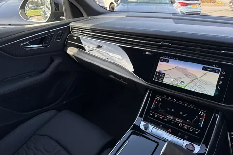  Audi RS Q8 4.0 TFSI V8 Performance Carbon Vorsprung Tiptronic quattro Euro 6 (s/s) 5dr Thumbnail #20
