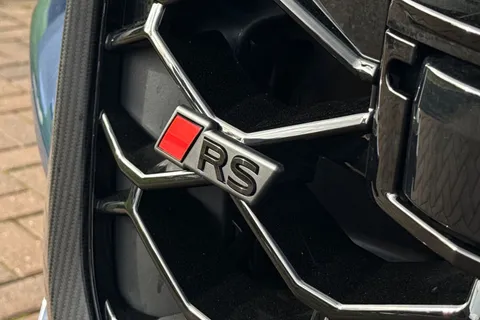  Audi RS Q8 4.0 TFSI V8 Performance Carbon Vorsprung Tiptronic quattro Euro 6 (s/s) 5dr Thumbnail #55