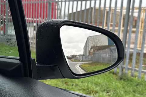 DA72HFB Toyota C-Hr 1.8 VVT-h GR SPORT CVT Euro 6 (s/s) 5dr Thumbnail #22