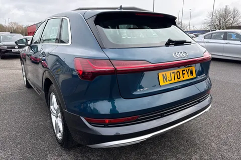 8 of 67 for Audi e-tron 50 Technik Auto quattro 5dr 71.2kWh