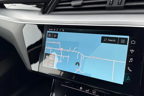 17 of 67 for Audi e-tron 50 Technik Auto quattro 5dr 71.2kWh