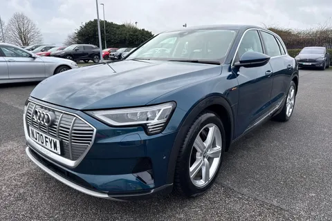 27 of 67 for Audi e-tron 50 Technik Auto quattro 5dr 71.2kWh