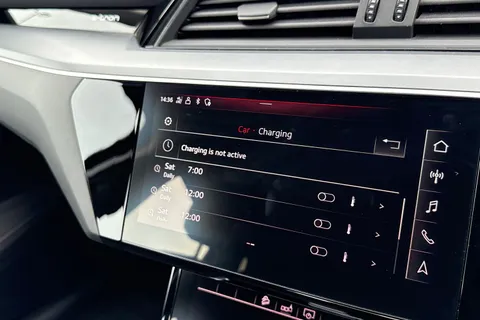 54 of 67 for Audi e-tron 50 Technik Auto quattro 5dr 71.2kWh