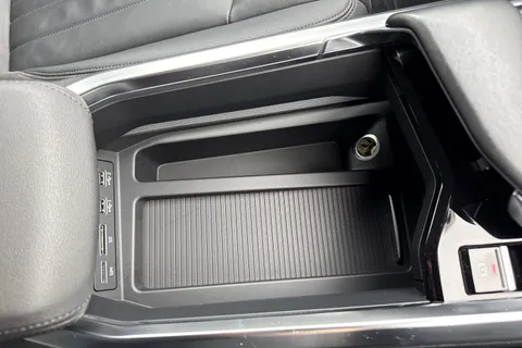 58 of 67 for Audi e-tron 50 Technik Auto quattro 5dr 71.2kWh