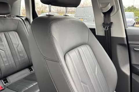 61 of 67 for Audi e-tron 50 Technik Auto quattro 5dr 71.2kWh