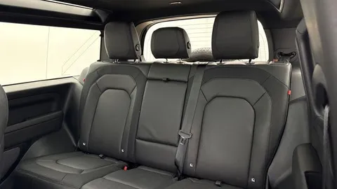 KT73NXV Land Rover Defender 90 3.0 D250 X-Dynamic HSE 3dr Thumbnail #4