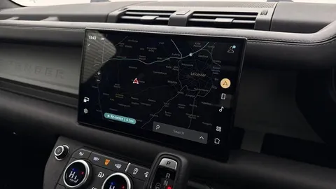 KT73NXV Land Rover Defender 90 3.0 D250 X-Dynamic HSE 3dr Thumbnail #12