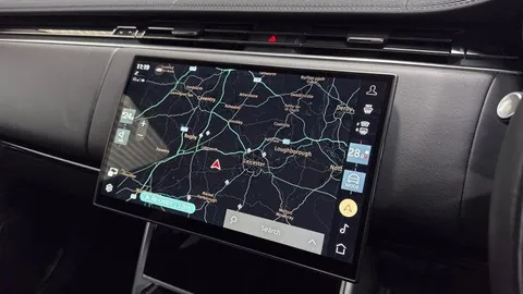 KO73RFL Land Rover Range Rover 3.0 D300 HSE 5dr Thumbnail #12