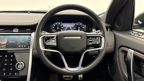 KP73JPV Land Rover Discovery Sport 2.0 D200 R-Dynamic HSE 5dr Thumbnail #16