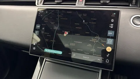 KT73GHX Land Rover Range Rover Evoque 1.5 P300e Dynamic HSE 5dr Thumbnail #12