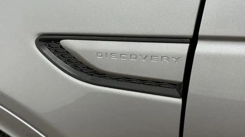 KP73JPV Land Rover Discovery Sport 2.0 D200 R-Dynamic HSE 5dr Thumbnail #20