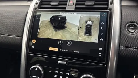 KR24YDN Land Rover Discovery 3.0 D300 Dynamic HSE 5dr Thumbnail #13