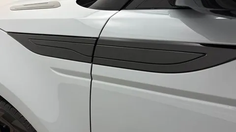 KT73GHX Land Rover Range Rover Evoque 1.5 P300e Dynamic HSE 5dr Thumbnail #20