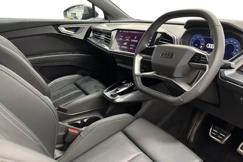 KT25FWN Audi Q4 e-tron Q4  Black Edition 45 e-tron  210,00 kW Thumbnail #7