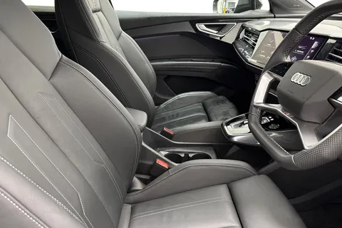 KT25FWN Audi Q4 e-tron Q4  Black Edition 45 e-tron  210,00 kW Thumbnail #8